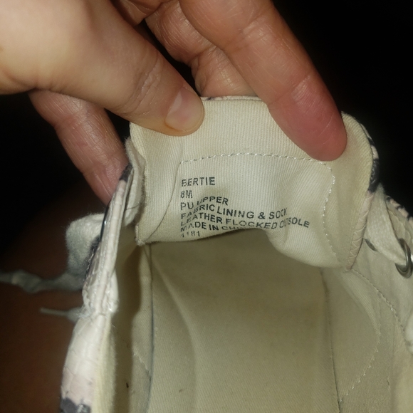 Steve Madden leather snake print sneakers - Picture 7 of 7